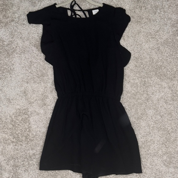 Aritzia Wilfred Black Flutter Sleeve Tie Open Back Romper - Picture 1 of 4